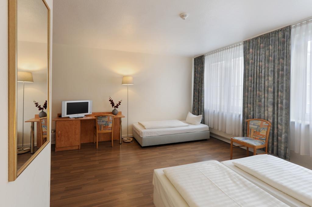Fair Hotel Frankfurt - An Der Messe Frankfurt am Main Room photo